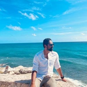 Meet your Posher, Shreyas